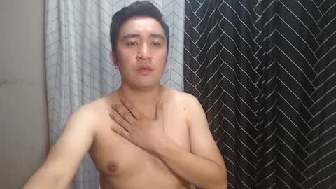 Snapshot of darby1992 chatting on February 26, 2:25 pm Rob online show from February 26, 2:25 pm