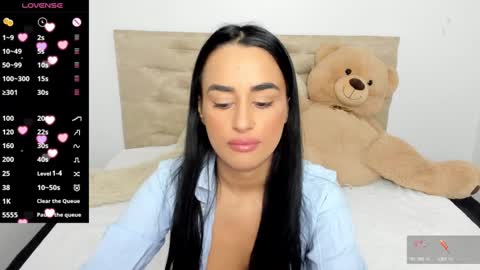 Snapshot of darciejane chatting on December 14, 7:36 pm Darcie online show from December 14, 7:36 pm