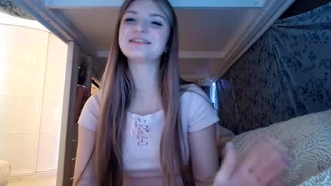 Snapshot of darcimichele chatting on November 17, 3:40 pm Iwi online show from November 17, 3:40 pm