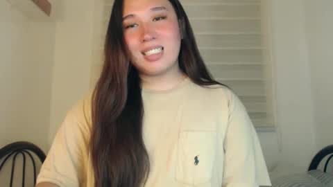 Snapshot of darcy_world chatting on June 9, 7:25 pm DARCY online show from June 9, 7:25 pm