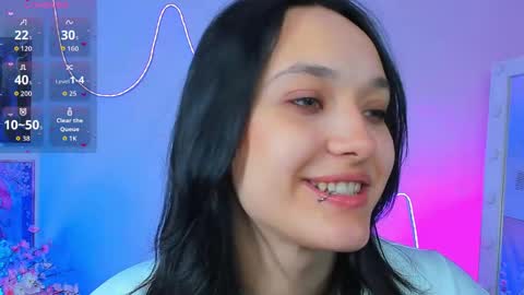 Darcy online show from May 2, 1:21 am