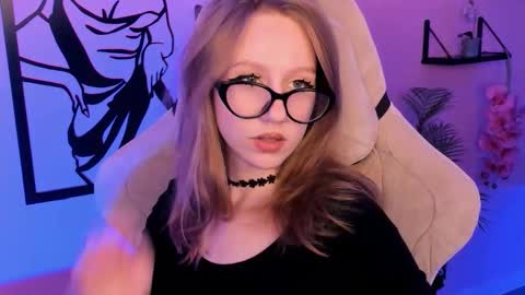 Snapshot of dariatate chatting on October 17, 11:24 am Daria Tate online show from October 17, 11:24 am
