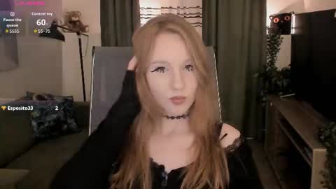 Snapshot of dariatate chatting on July 26, 12:34 pm Daria Tate online show from July 26, 12:34 pm