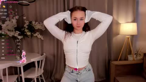 Julie online show from January 16, 12:09 pm