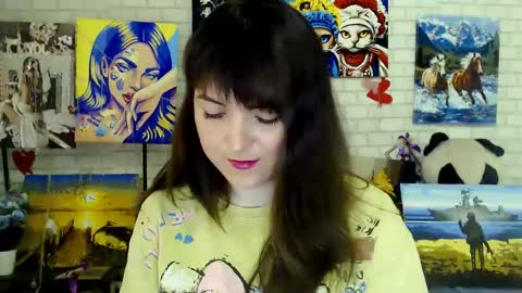Snapshot of darina_m_ chatting on May 5, 4:42 am Darina online show from May 5, 4:42 am