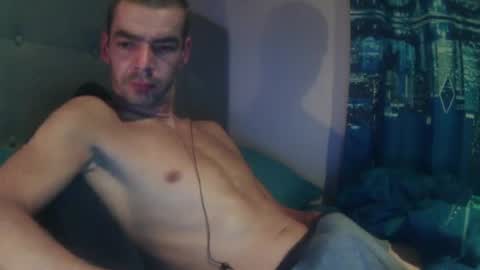 Snapshot of dark377 chatting on September 12, 10:26 am dark377 online show from September 12, 10:26 am