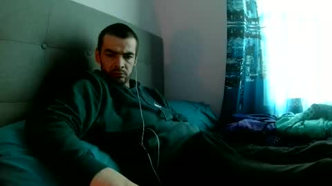 Snapshot of dark377 chatting on April 20, 10:22 pm dark377 online show from April 20, 10:22 pm