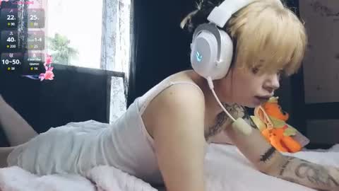 Snapshot of dark_aangel chatting on June 27, 2:34 pm Dark angel online show from June 27, 2:34 pm