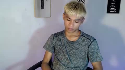 Snapshot of dark_babe chatting on August 1, 5:18 am dark_babe online show from August 1, 5:18 am