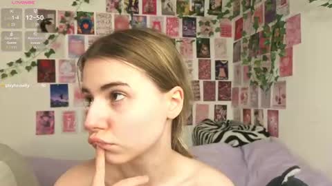 Snapshot of dark_ester chatting on June 30, 10:05 am Ester online show from June 30, 10:05 am