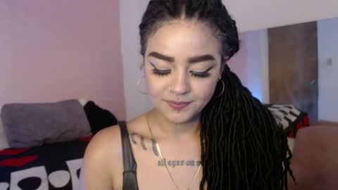 dark_flama online show from April 3, 10:19 pm