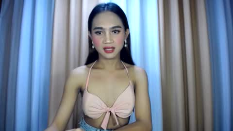 Snapshot of dark_hurohuro19 chatting on May 29, 2:42 am LIANNA online show from May 29, 2:42 am