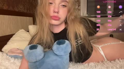 Darkside online show from December 4, 7:45 pm