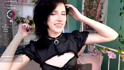 Vamp  online show from October 16, 5:03 pm