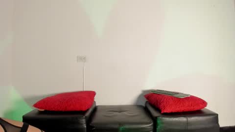 darkchannel online show from November 30, 7:01 am