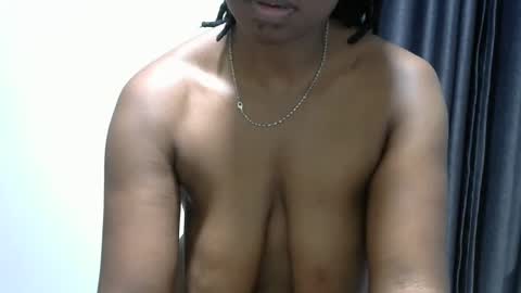 Snapshot of darkebony2025 chatting on March 1, 4:54 pm Ebony online show from March 1, 4:54 pm