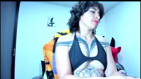 Snapshot of darkkittenuwu chatting on July 29, 5:11 pm Hi Im Yuri independent modelhelp me get my 111 hands upuwu online show from July 29, 5:11 pm