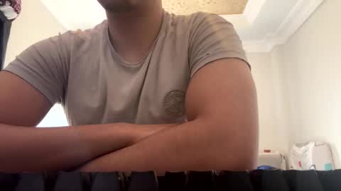 Snapshot of darklight69s25 chatting on May 3, 4:02 pm darklight69s25 online show from May 3, 4:02 pm