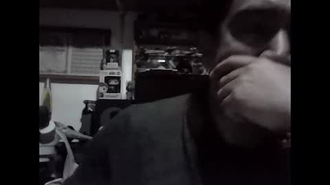 Snapshot of darkma82 chatting on January 2, 5:57 am darkma82 online show from January 2, 5:57 am