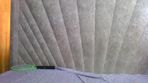 Snapshot of darknipples2 chatting on May 25, 12:11 pm SHANICE online show from May 25, 12:11 pm