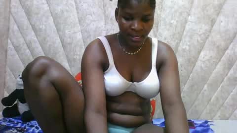 Snapshot of darknipples2 chatting on July 22, 5:32 am SHANICE online show from July 22, 5:32 am