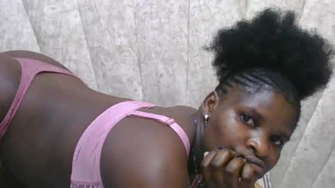 Snapshot of darknipples2 chatting on July 22, 7:38 pm SHANICE online show from July 22, 7:38 pm