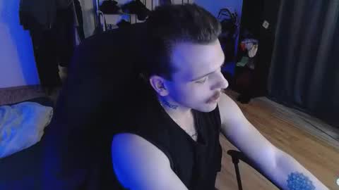 darknovelclown online show from March 15, 3:40 pm