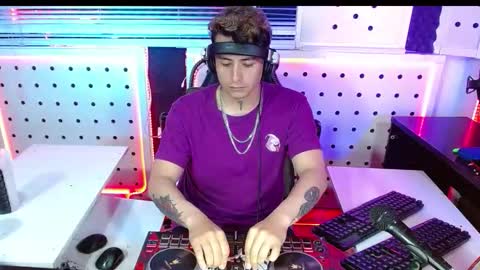 DARKO0717 online show from October 25, 1:46 am