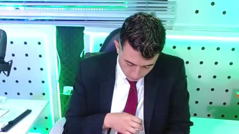 DARKO0717 online show from December 19, 8:16 pm