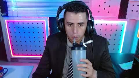 DARKO0717 online show from February 12, 6:03 pm