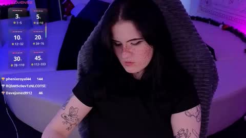 Shine online show from December 14, 11:31 pm