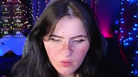 Shine online show from December 17, 8:48 pm