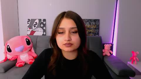 Snapshot of darksidelove_ chatting on April 26, 6:49 pm Amelie online show from April 26, 6:49 pm