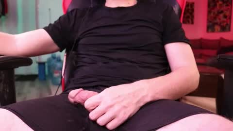 DarkSideofJay online show from February 1, 7:40 am