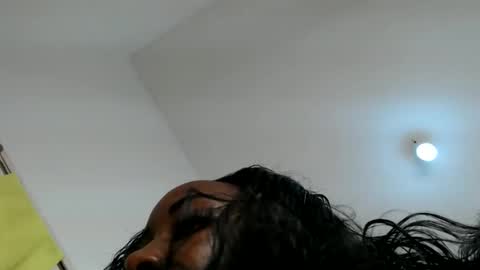 Snapshot of darktanqueen chatting on May 13, 3:04 am darktanqueen online show from May 13, 3:04 am