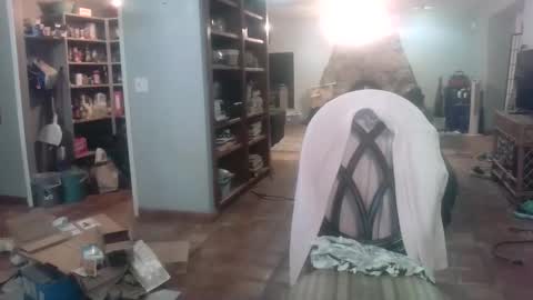 Snapshot of darla_darling1222101 chatting on February 27, 4:34 am darla_darling1222101 online show from February 27, 4:34 am