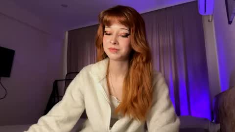 Snapshot of darleencouty chatting on May 4, 1:07 pm Lina online show from May 4, 1:07 pm