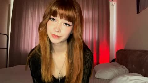 Snapshot of darleencouty chatting on May 12, 12:46 pm Lina online show from May 12, 12:46 pm