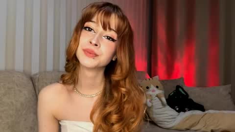 Snapshot of darleencouty chatting on May 20, 4:13 pm Lina online show from May 20, 4:13 pm