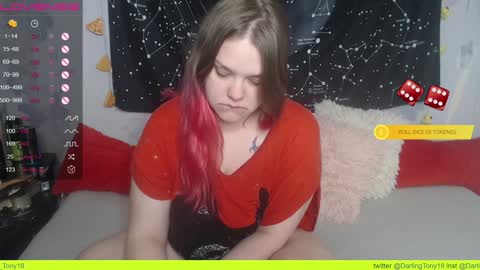 Snapshot of darling_tony18 chatting on December 6, 6:50 pm darling_tony18 online show from December 6, 6:50 pm