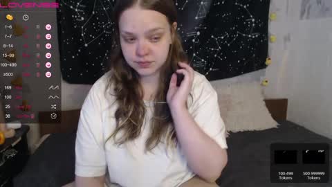 Snapshot of darling_tony18 chatting on April 22, 12:28 pm darling_tony18 online show from April 22, 12:28 pm