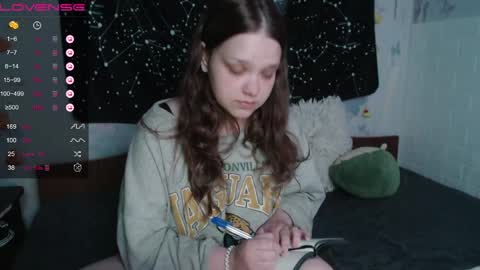 Snapshot of darling_tony18 chatting on June 2, 8:00 pm darling_tony18 online show from June 2, 8:00 pm