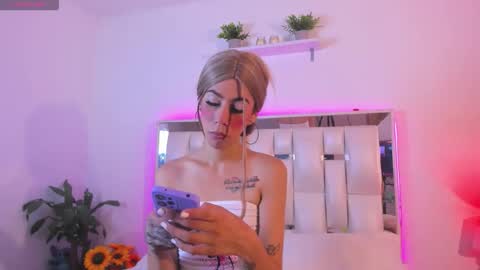 darlyn_tenderhot__ online show from March 28, 8:52 pm