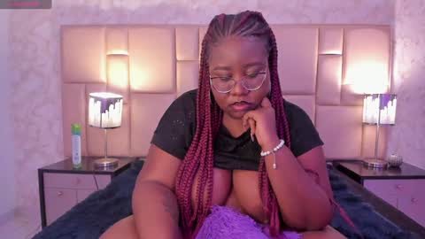  Darnell Queen online show from January 8, 7:45 am