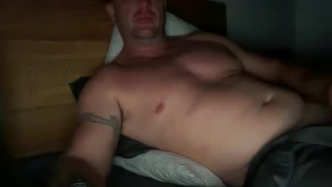 dartanian0001 online show from September 21, 3:02 pm