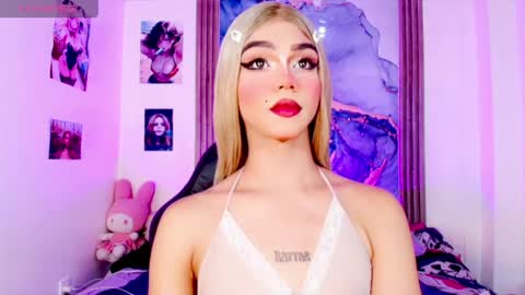 Snapshot of dasha_natalia chatting on May 30, 8:06 pm Natalia online show from May 30, 8:06 pm