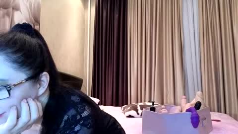 DashaHart online show from January 7, 7:59 pm