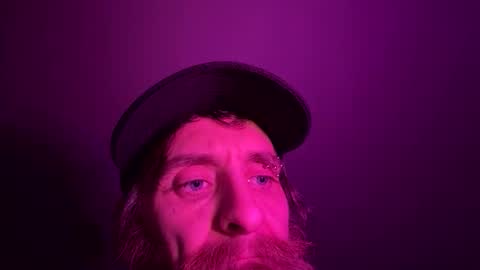 Snapshot of datitude chatting on March 20, 9:36 am datitude online show from March 20, 9:36 am