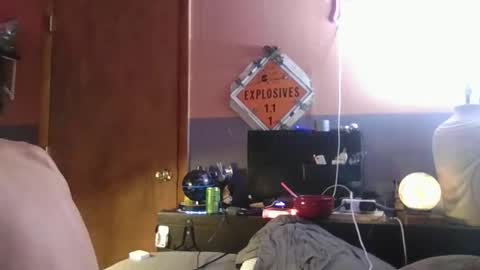 Snapshot of datitude chatting on March 30, 6:14 am datitude online show from March 30, 6:14 am