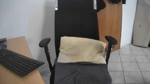 Snapshot of dauergeiil chatting on November 29, 1:47 pm dauergeiil online show from November 29, 1:47 pm